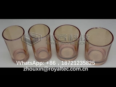 কাচের পাত্রে হালকা অ্যাম্বার রঙ