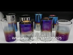 কাচের কাপে গোলাপী/বেগুনি রঙের প্রলেপ